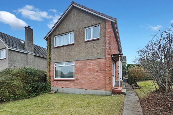 3 Bedroom Detached House For Sale In Luss Brae, Hamilton, South Lanarkshire, ML3