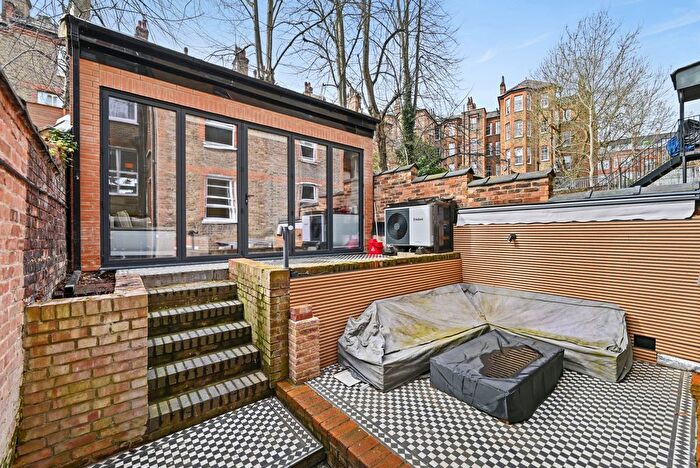 2 Bedroom Flat To Rent In Bf, Archway Road, Highgate, N6