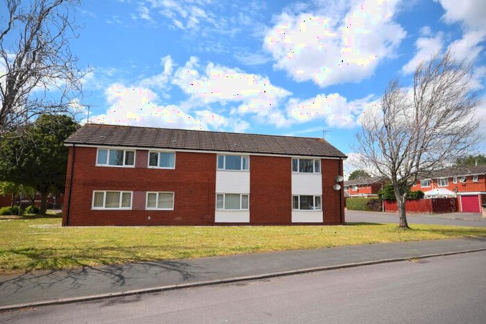 2 Bedroom Flat To Rent In Gwydyr Way, Wrexham, LL13