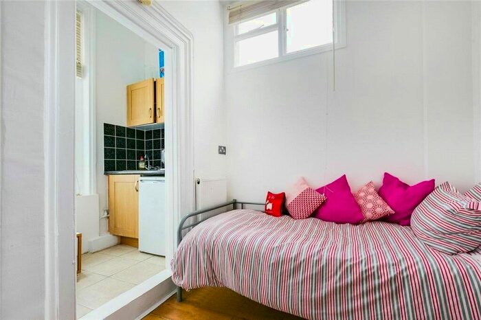 2 Bedroom Studio To Rent In Elvaston Place, South Kensington, London, SW7