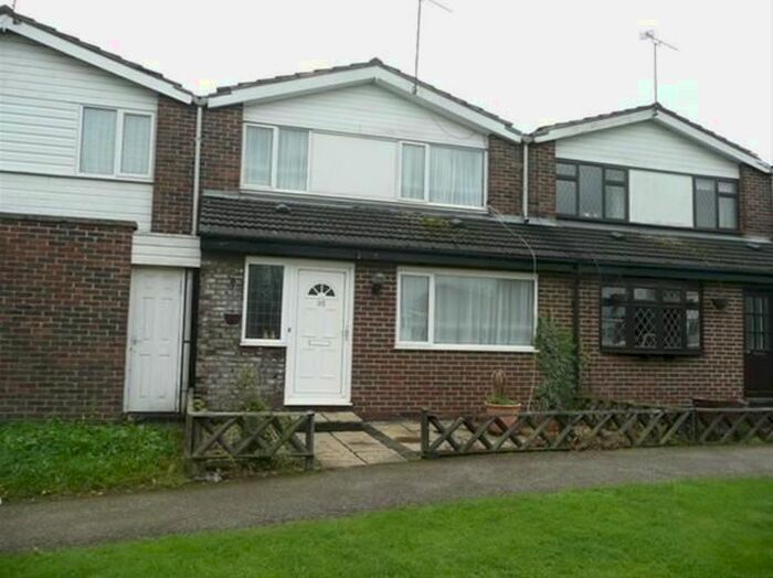 3 Bedroom Terraced House To Rent In Caldbeck, Waltham Abbey EN9