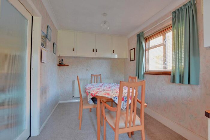 2 Bedroom Semi-Detached Bungalow For Sale In Wentworth Meadows, Maldon, Essex, CM9