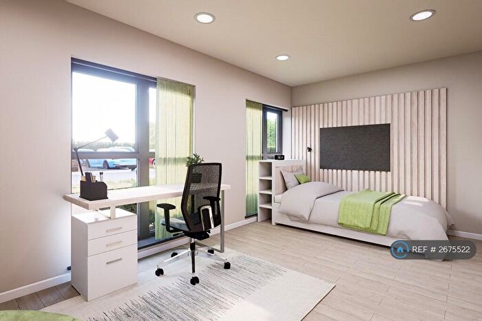 6 Bedroom Flat To Rent In Gloucester Road North, Filton, Bristol, BS34