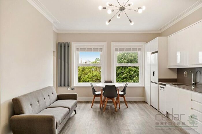 2 Bedroom Flat To Rent In Cleve Road, South Hampstead, NW6