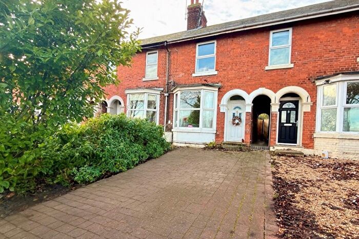 3 Bedroom Terraced House For Sale In Ryhall Road, Stamford, PE9