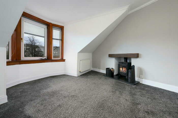 1 Bedroom Flat To Rent In Cardwell Road, Gourock, PA19