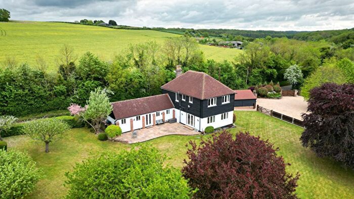 4 Bedroom Detached House For Sale In Hartley Bottom Road, Hartley, Longfield, DA3