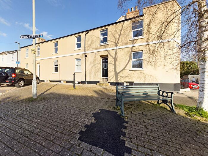 2 Bedroom Flat To Rent In Park Street, Cheltenham, Gloucestershire, GL50