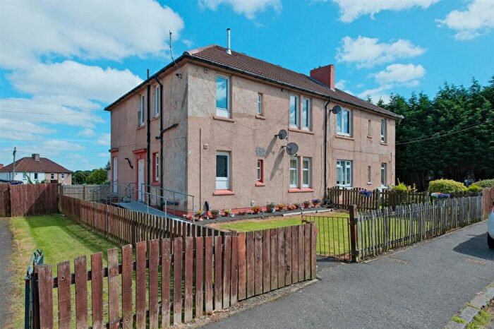 2 Bedroom Apartment To Rent In Knightswood Terrace, Blantyre, G72