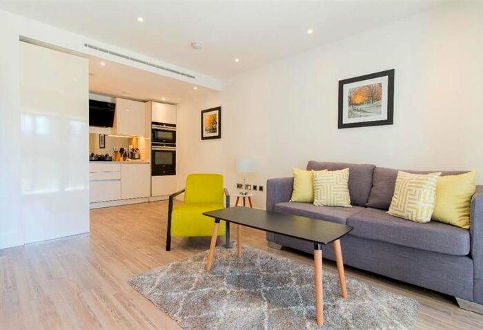 1 Bedroom Flat To Rent In Wiverton Tower, Aldgate Place, New Drum Street, London, E1