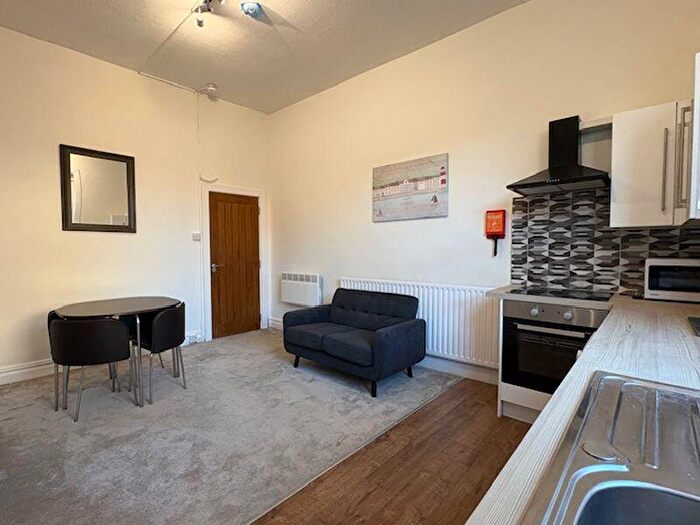 1 Bedroom Flat To Rent In Shaftesbury Avenue, Leeds, LS8