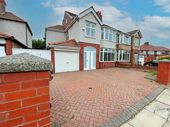 5 Bedroom Semi-Detached House To Rent In Brentwood Avenue, Crosby, Liverpool, L23