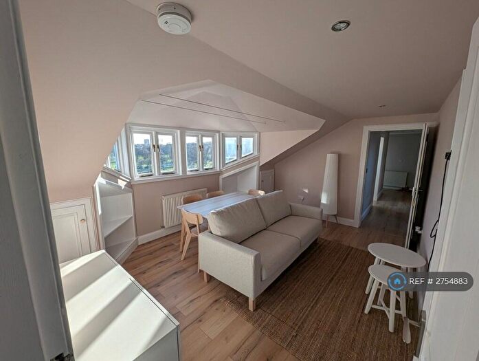 4 Bedroom Flat To Rent In Constitution Street, Edinburgh, EH6