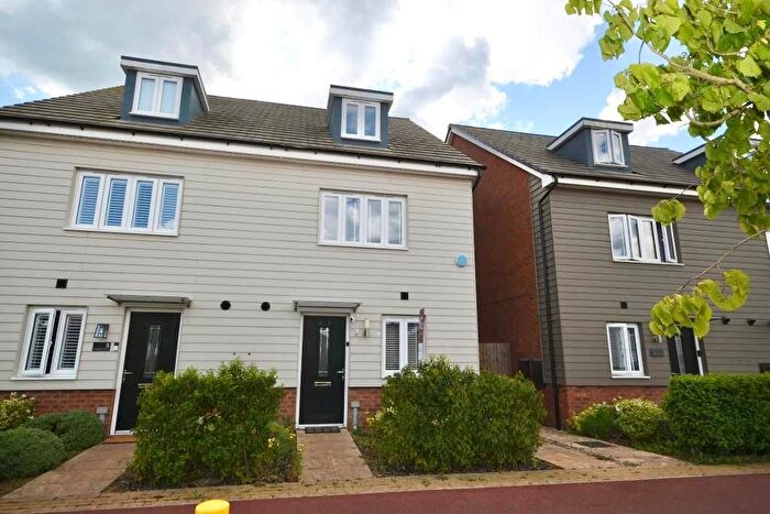 4 Bedroom Semi-Detached House For Sale In Kitchener Drive, Eaton Leys, Milton Keynes, Buckinghamshire, MK17