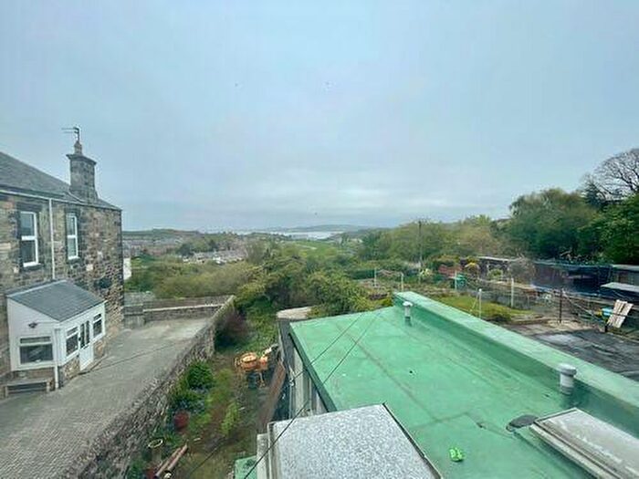 1 Bedroom Flat To Rent In Townhall Street, Inverkeithing, KY11