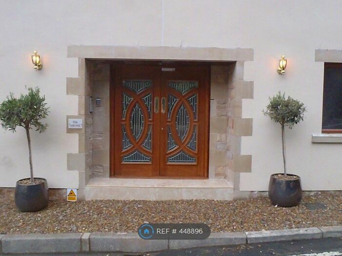 Studio To Rent In Lower Rd, Preston, PR3