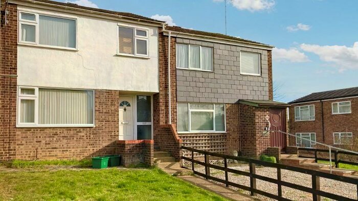 5 Bedroom Terraced House To Rent In Magnolia Drive, Colchester, Essex, CO4