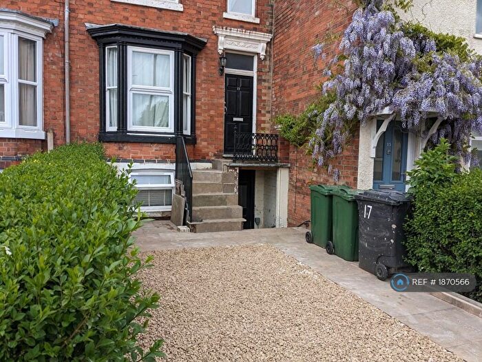 6 Bedroom Terraced House To Rent In Gladstone Avenue, Loughborough, LE11