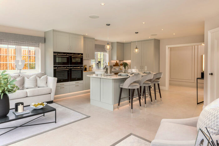 5 Bedroom Detached House For Sale In Risborough Road, Little Kimble, Aylesbury, HP17