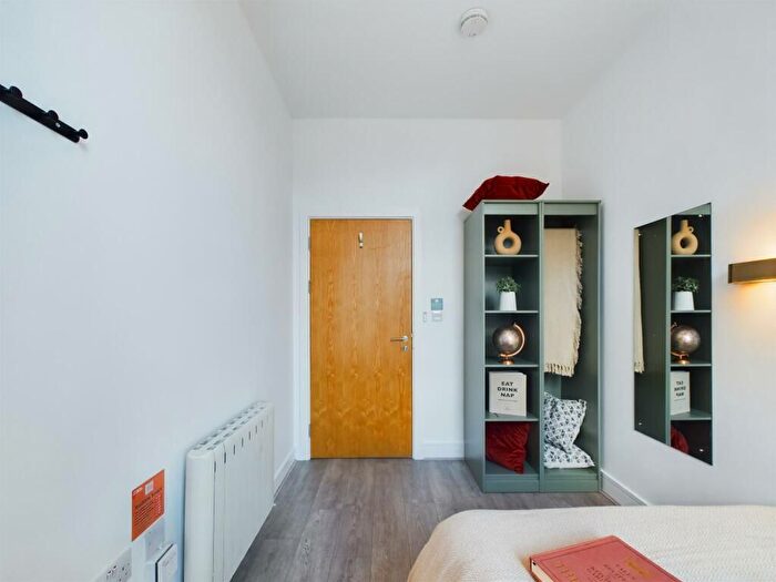 5 Bedroom Flat To Rent In China Street, Lancaster, LA1