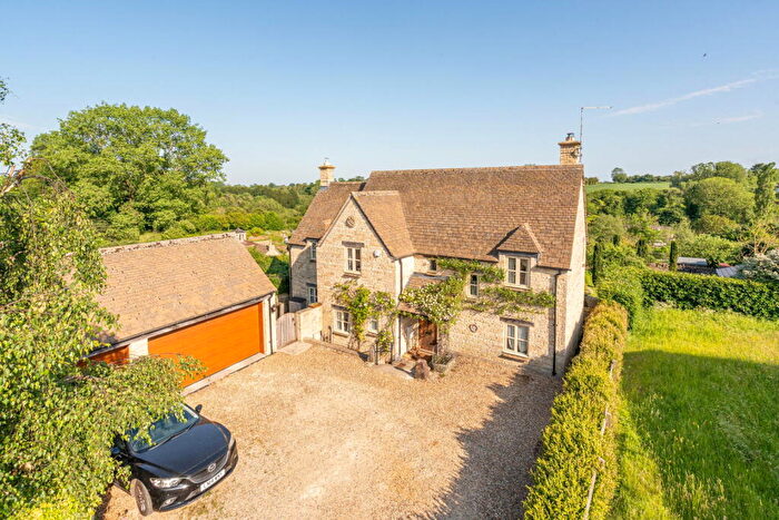 4 Bedroom Detached House For Sale In Grove Road, Sherston, SN16