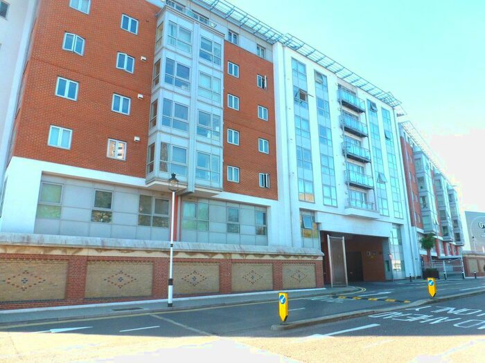 1 Bedroom Flat To Rent In Gunwharf Quays, Portsmouth, PO1