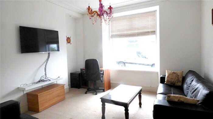 1 Bedroom Flat To Rent In Hardgate, Ground Floor Right, Aberdeen, AB10