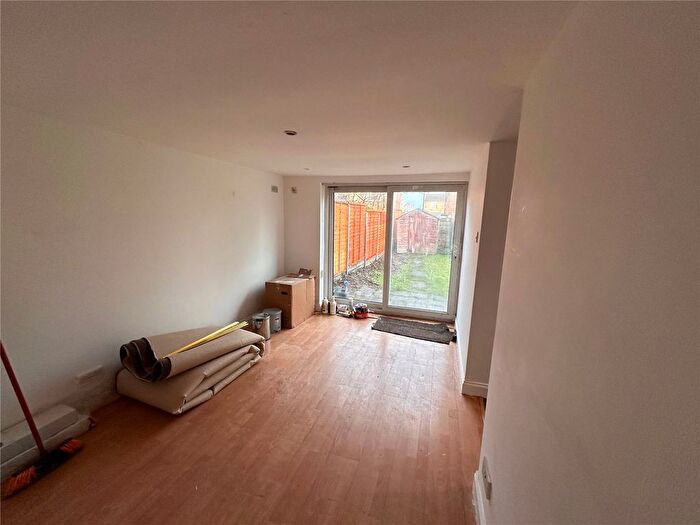 3 Bedroom End Of Terrace House For Sale In Tatton Close, Hazel Grove, Stockport, Greater Manchester, SK7