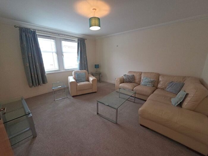 2 Bedroom Flat To Rent In Huntly Street, City Centre, Aberdeen, AB10