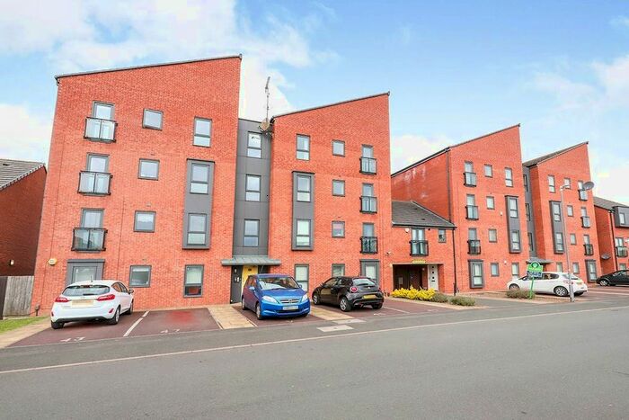 2 Bedroom Flat To Rent In Humphries Road, Wolverhampton, WV10