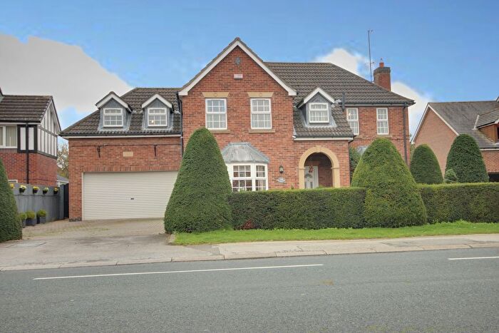 4 Bedroom Detached House For Sale In Woodhall Way, Beverley, HU17