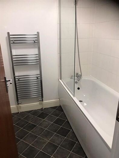 1 Bedroom Flat To Rent In Lea Bridge Road, Leyton, E10
