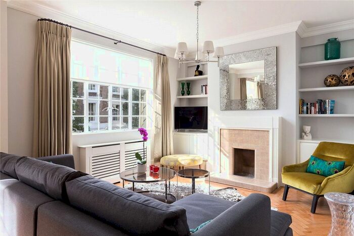 3 Bedroom Flat To Rent In Stanford Court, Cornwall Gardens, London, SW7