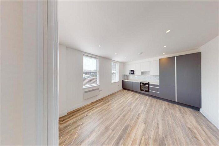 1 Bedroom Apartment To Rent In Platinum House, High Road, South Woodford, E18