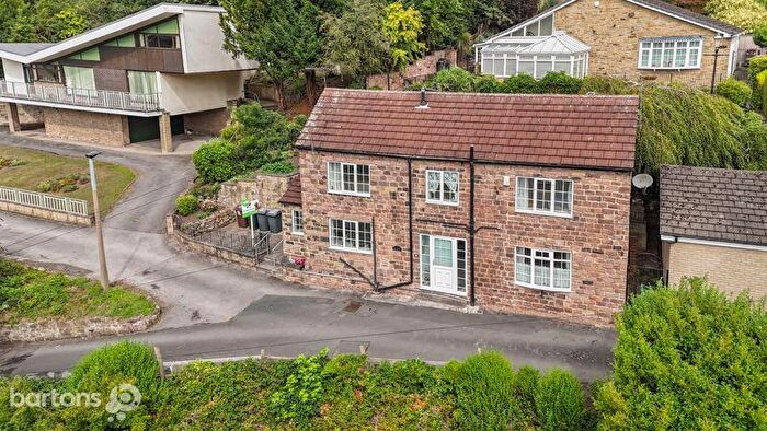 2 Bedroom Detached House For Sale In Hill Side, Whiston, S60