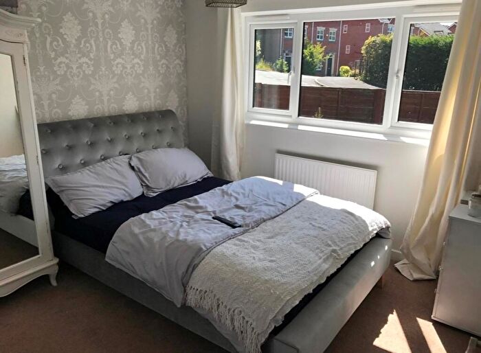 2 Bedroom Apartment To Rent In Jubilee Gardens; New Mills., SK22