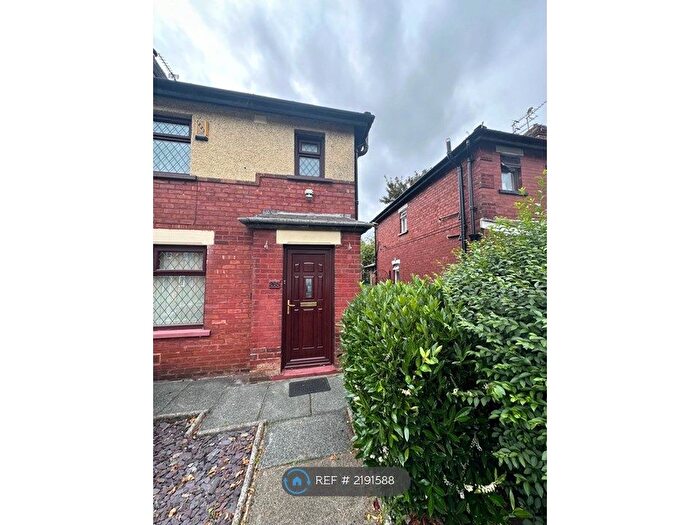 3 Bedroom Semi-Detached House To Rent In Gloucester Street, Atherton, Manchester, M46