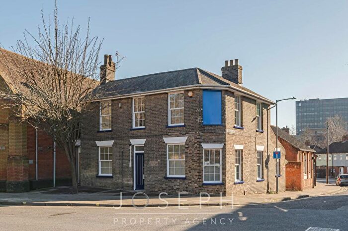 1 Bedroom Apartment To Rent In Elm Street, Ipswich, IP1