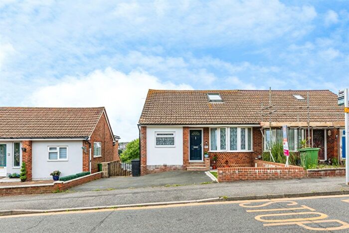 2 Bedroom Semi Detached Bungalow For Sale In Park View, Hastings, TN34