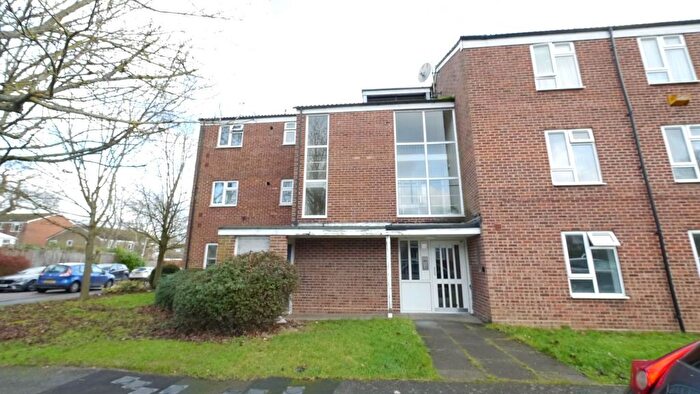 1 Bedroom Flat To Rent In Brickfield Court, Hatfield, AL10