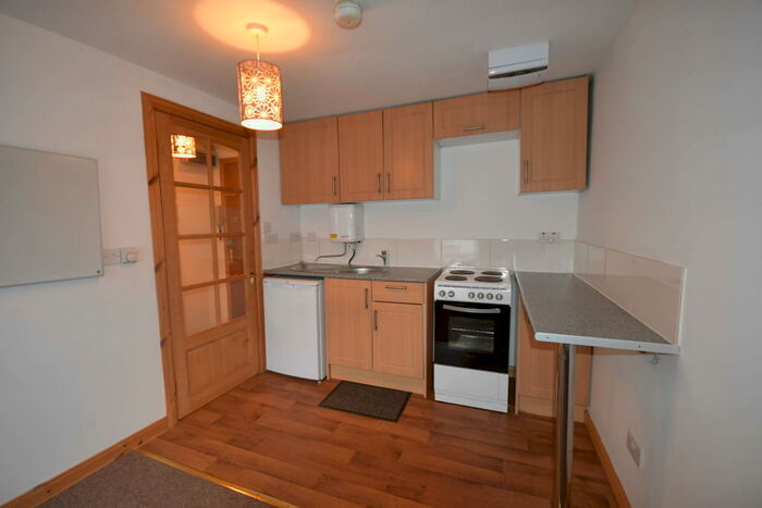 1 Bedroom Flat To Rent In Tomnahurich Street, Inverness, IV3