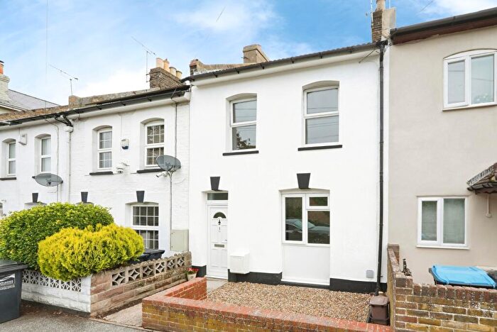 3 Bedroom Terraced House For Sale In Hillbrow Road, Ramsgate, Kent, CT11