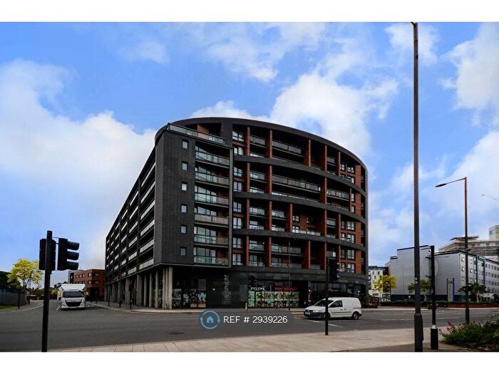 2 Bedroom Flat To Rent In Canningtown, London, E16