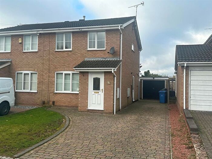 3 Bedroom Semi Detached House For Sale In Steeple Close, Oakwood, Derby, DE21