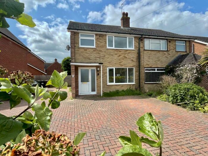 3 Bedroom Semi-Detached House To Rent In Portway, Didcot, OX11