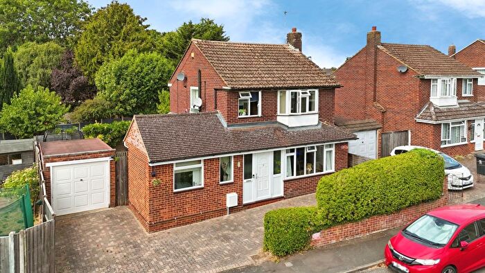 4 Bedroom Detached House For Sale In Opendale Road, Burnham, SL1