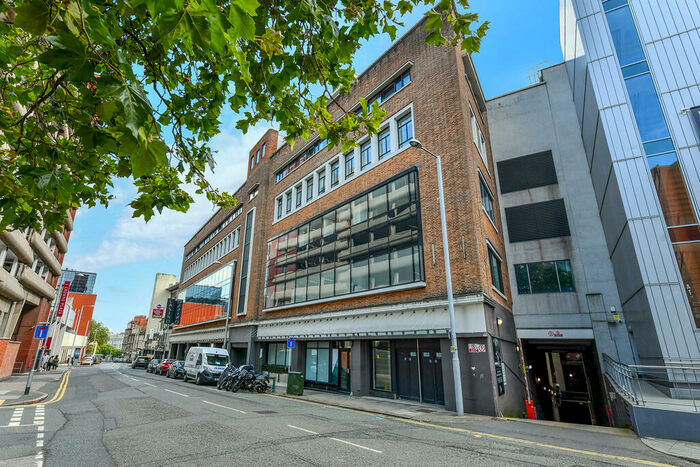 2 Bedroom Apartment To Rent In Wollaton Street, Nottingham, NG1