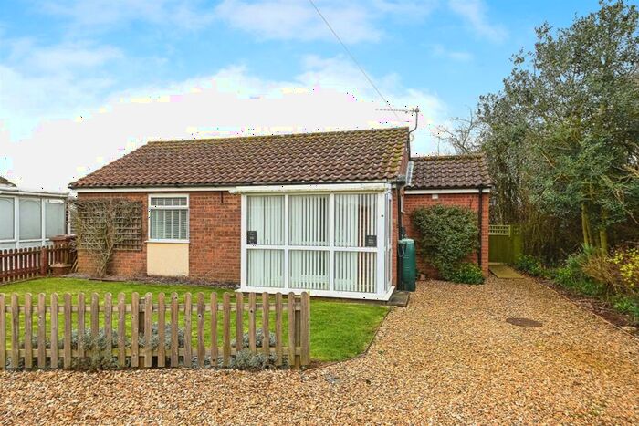 2 Bedroom Detached Bungalow For Sale In The Cedars, Snettisham, King's Lynn, PE31