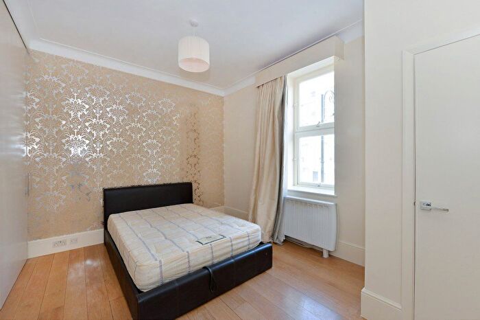 1 Bedroom Flat To Rent In Cornwall Gardens, South Kensington, London, SW7