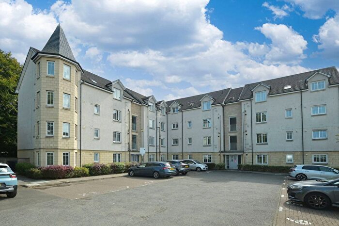 2 Bedroom Flat For Sale In Quarrywood Court, Livingston, West Lothian, EH54